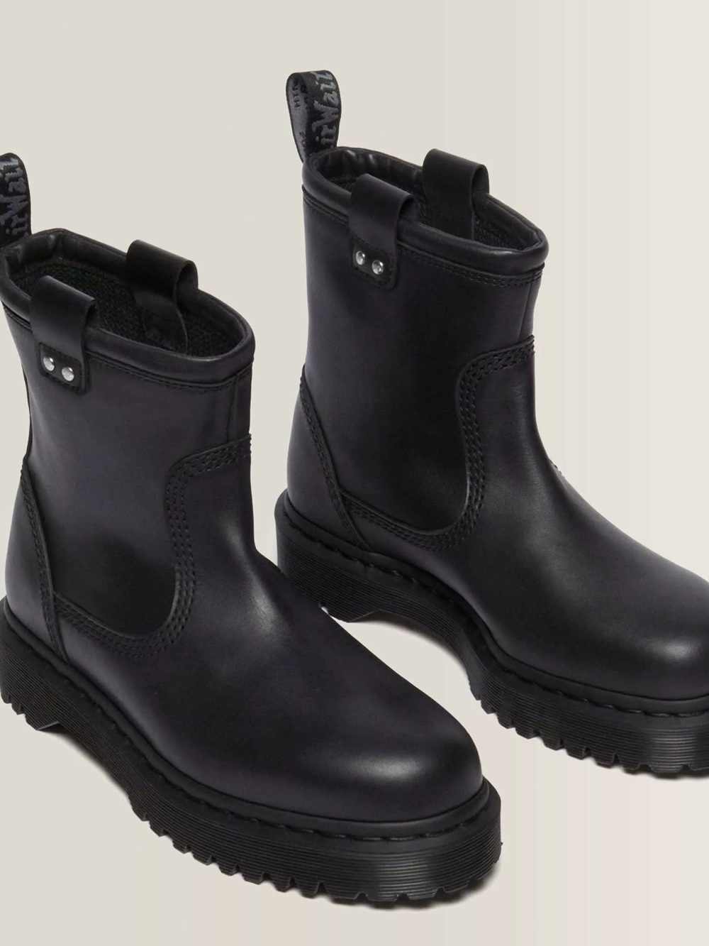 Dr. Martens womens Anistone Lo Leather Boots